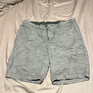 Calvin Klein Mens Chino Shorts Size 34 Gray Lightweight Designer